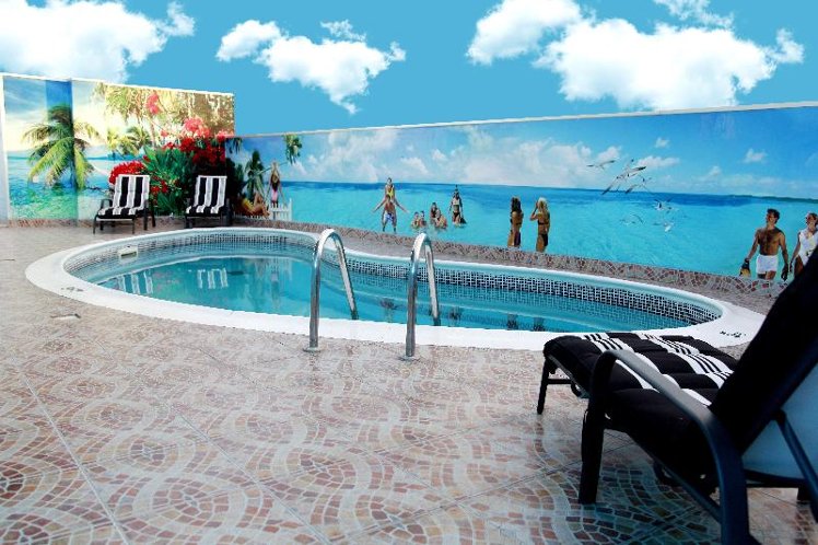 امکانات هتل Orchid Hotel